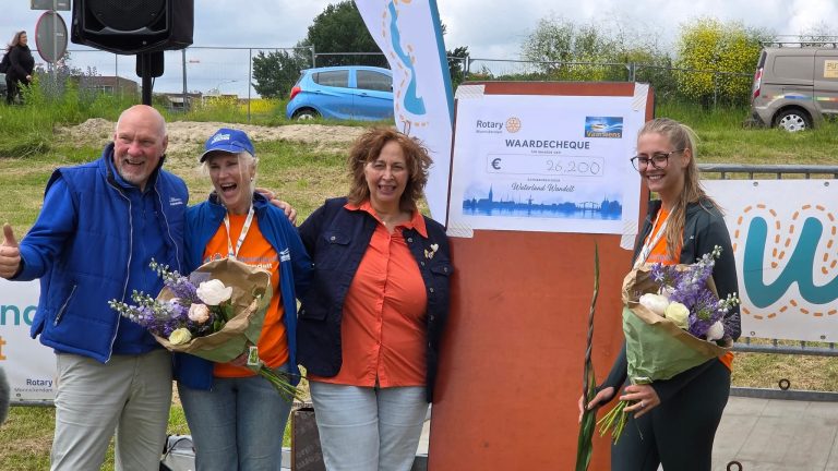 Wandeltocht Rotary Monnickendam levert geweldige bedrag op